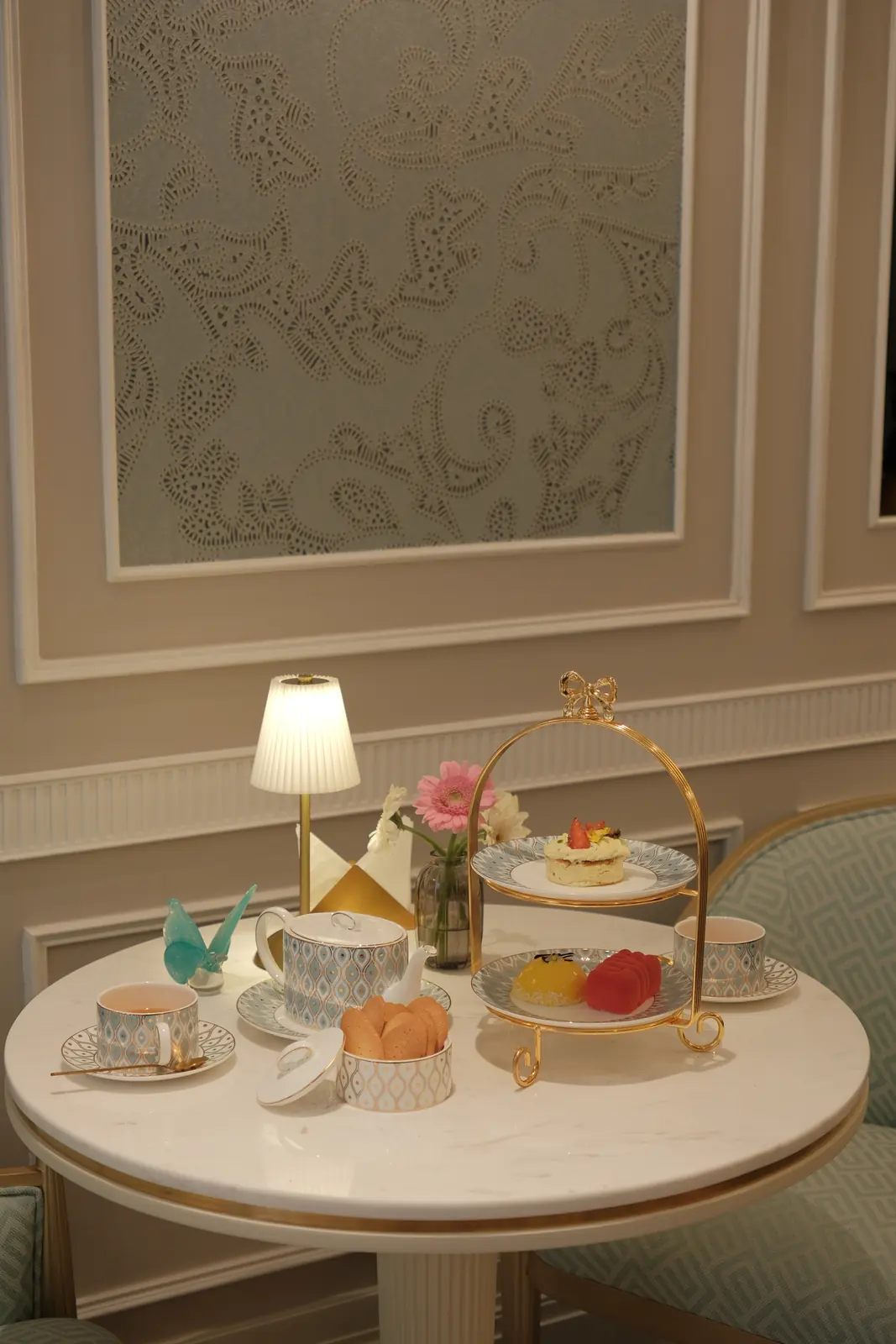 Tea table with a cookie tin and a two-tier stand — Crema Pastry · Classyc Hàng Buồm